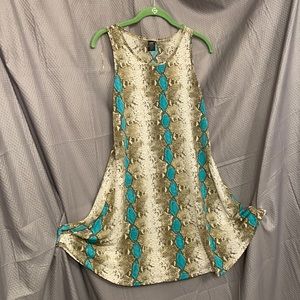 Juniors dress